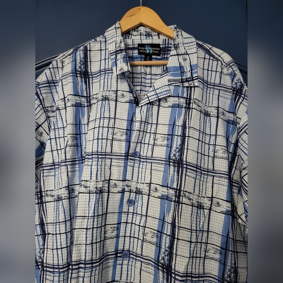 Shirt - Picture 2 of 3